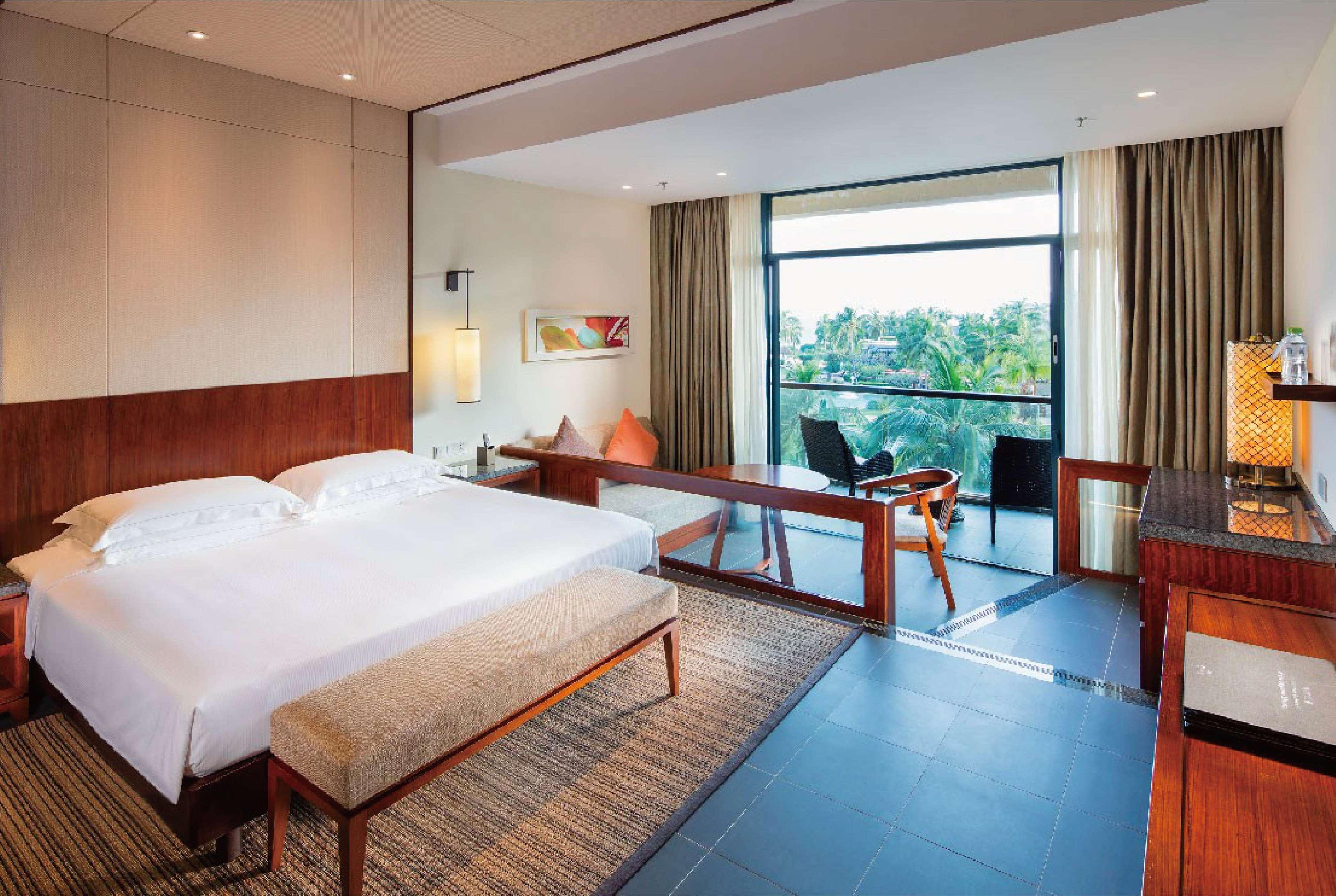 Hilton Sanya Yalong Bay Resort & Spa Exterior photo