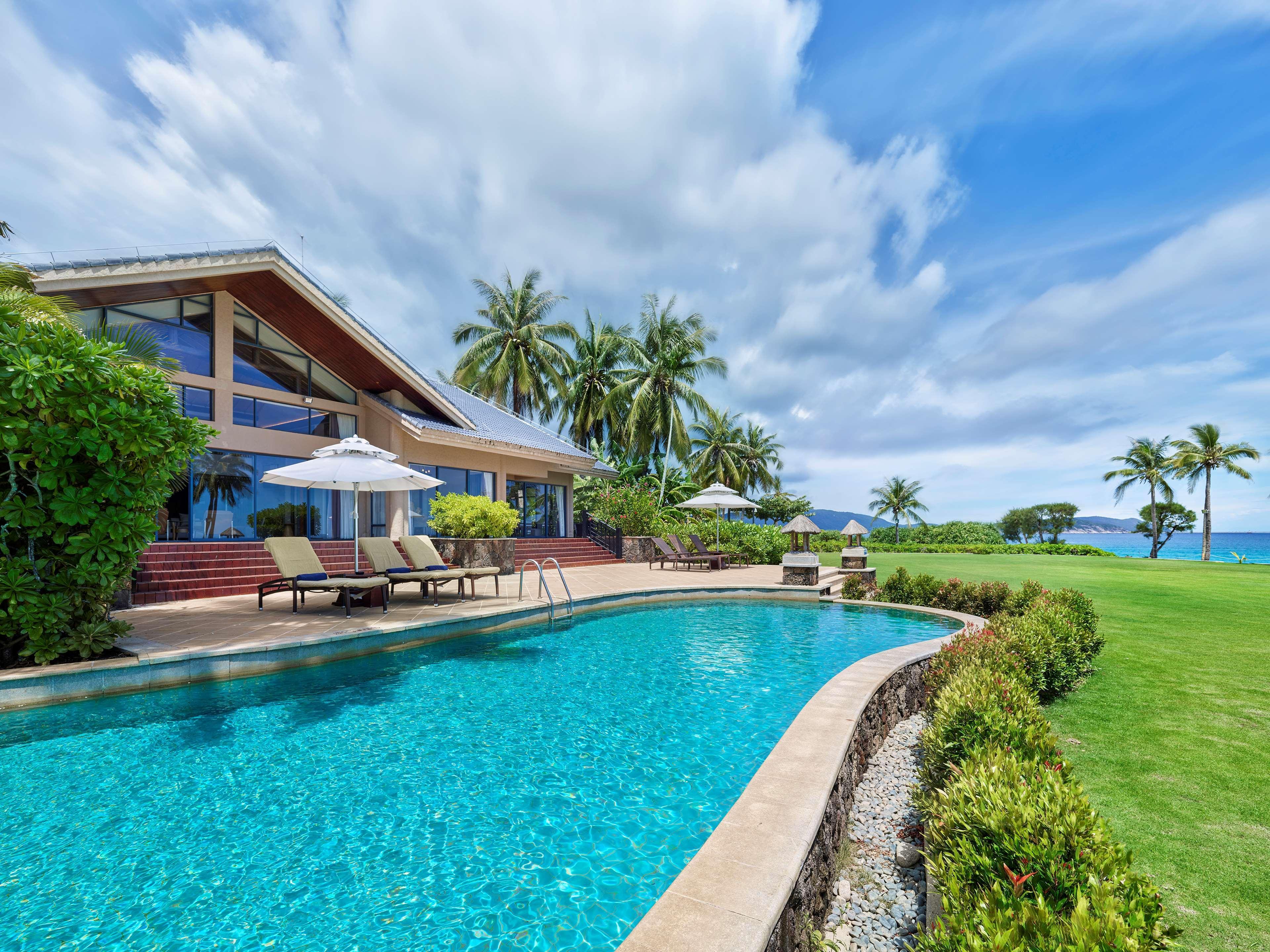 Hilton Sanya Yalong Bay Resort & Spa Exterior photo
