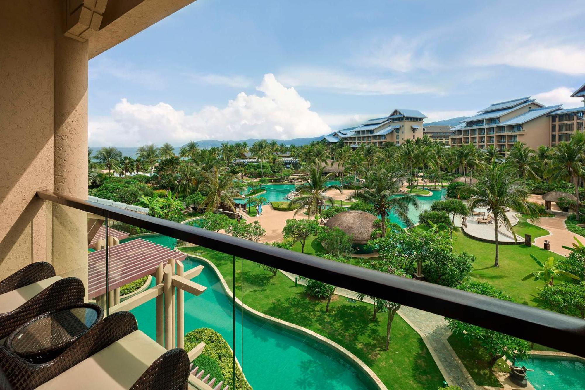 Hilton Sanya Yalong Bay Resort & Spa Exterior photo